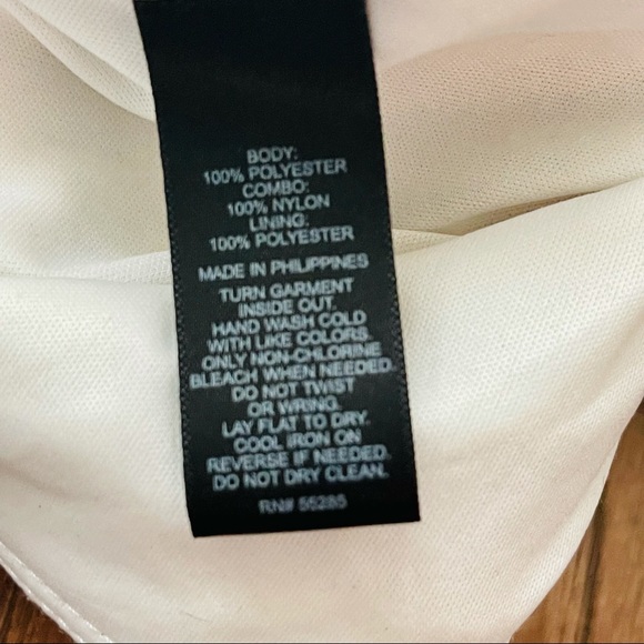 Metallic Sparkle EXPRESS Mini Skirt | Size 4 - Picture 3 of 5